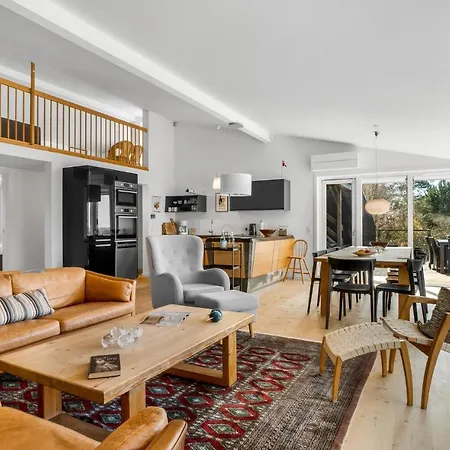 Amazing In Ferienhaus